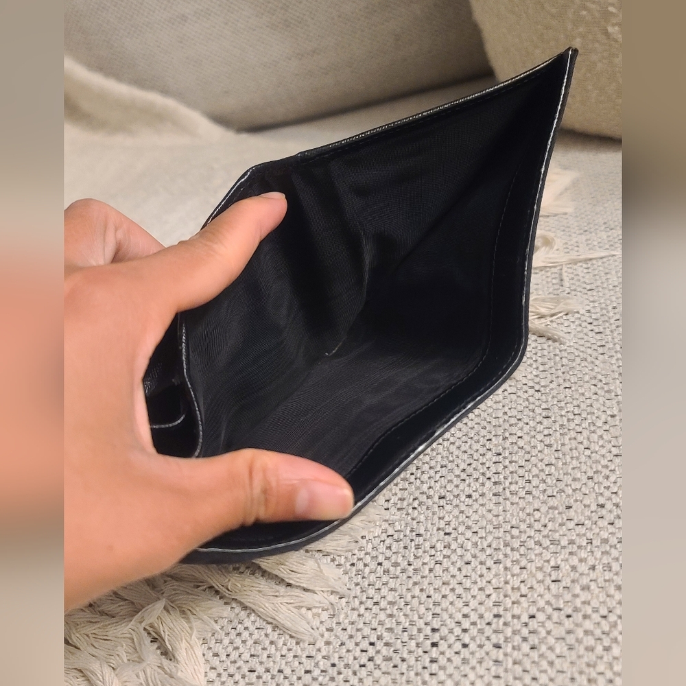 Prada Black Wallet - Picture 7 of 10